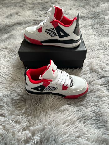 Jordan Air Jordan Retro 4 Fire Red