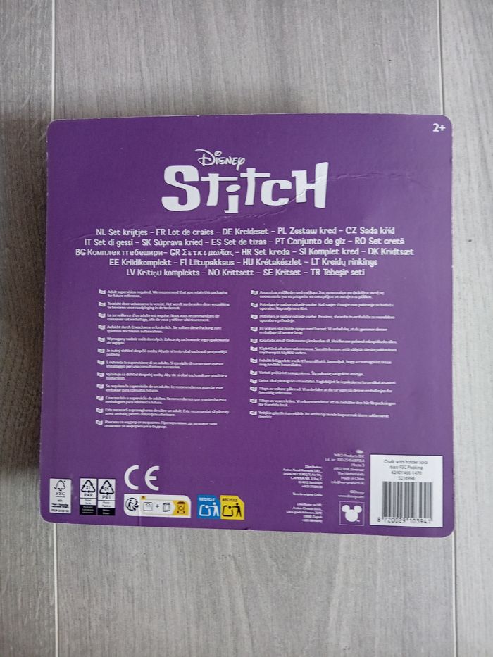 Craies et support Stitch - photo numéro 2