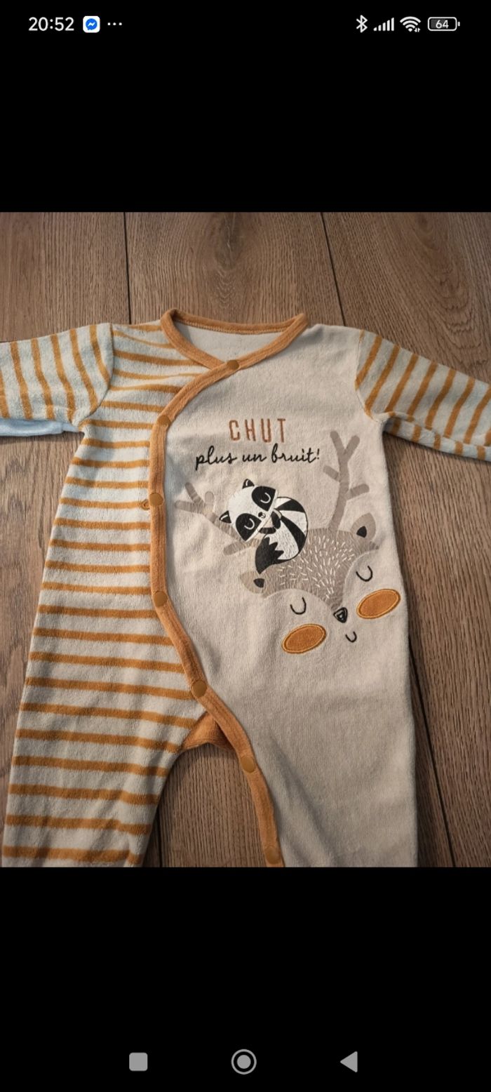 Lot pyjamas velours 3 mois - photo numéro 2