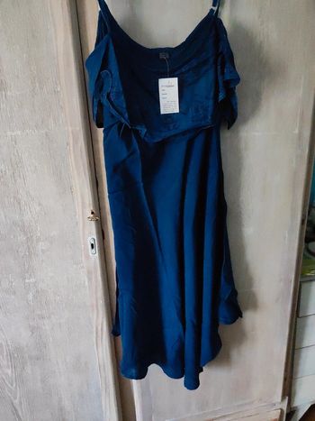 Très belle robe effet jean