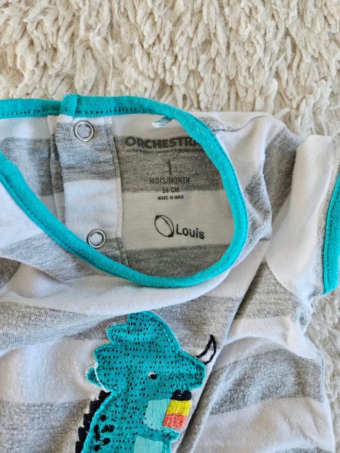 Barboteuse et ensemble 1 mois - photo numéro 4