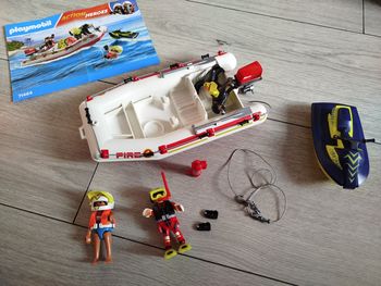Playmobil bateau secours 