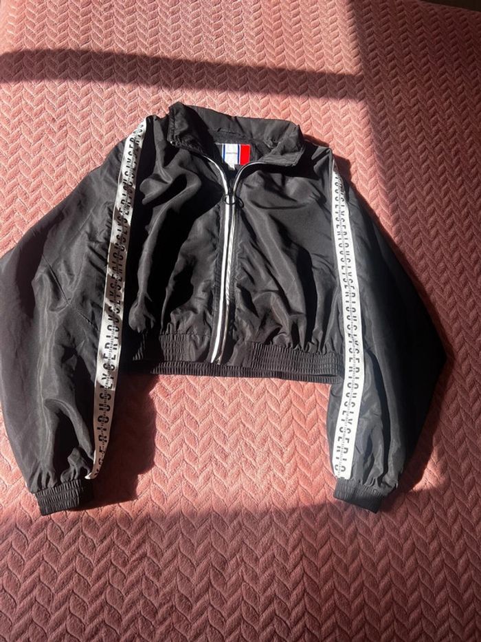 Veste femme jogging Jennyfer M ttbe noire et blanche - photo numéro 2