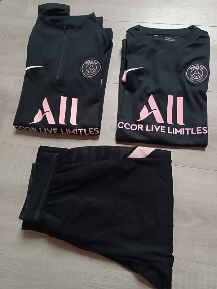 Survêtement+Tee shirt manches courtes