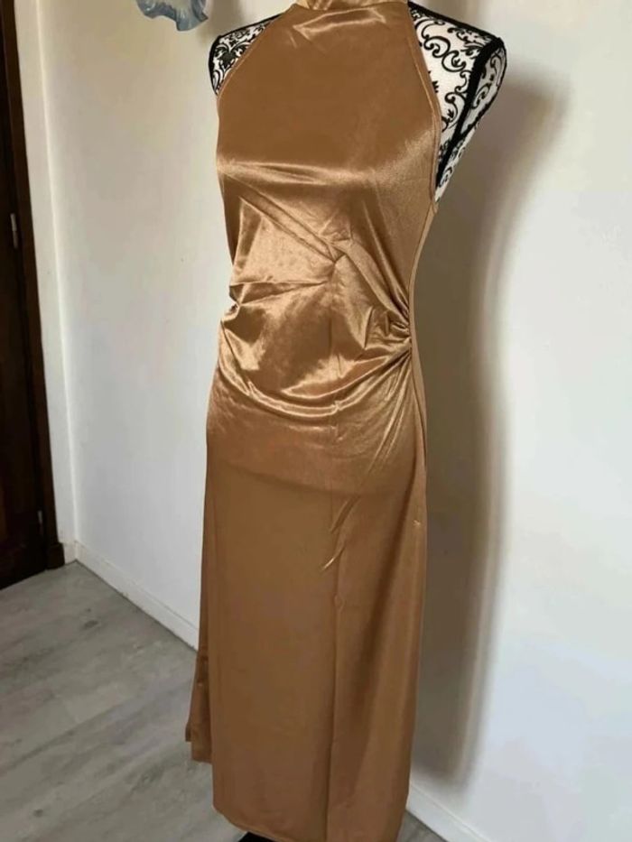 Robe de soirée dos nu 40 - photo numéro 2