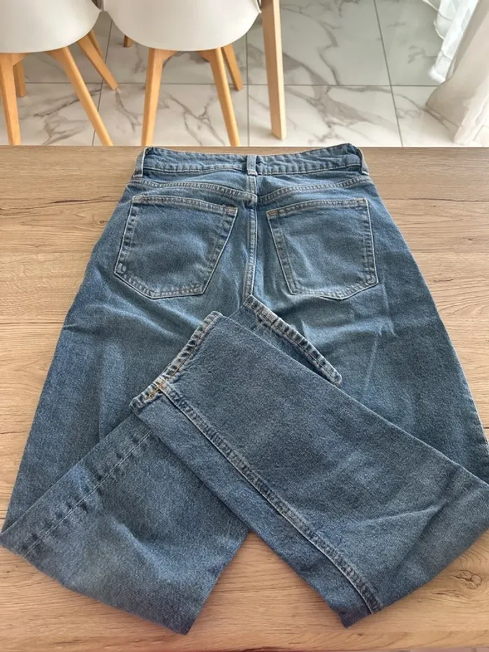 Jean mom fit H&m taille 34 - photo numéro 5
