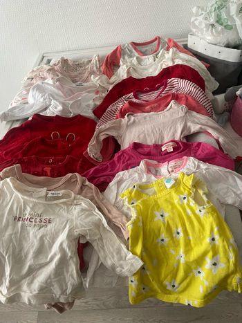 Lot de vêtements fille 3 mois