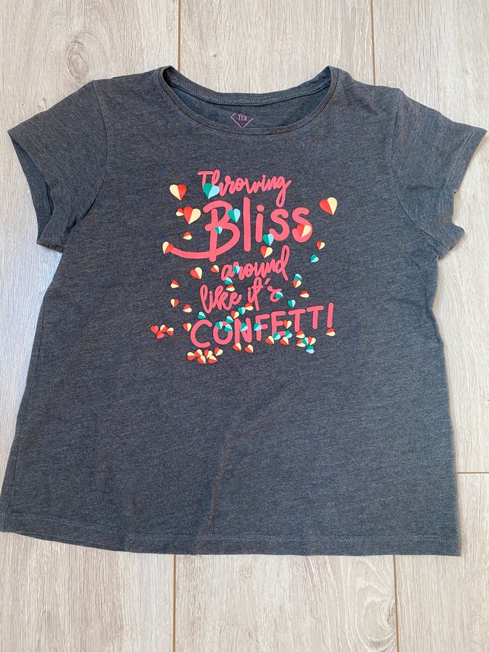 T shirt fille 11/12 ans