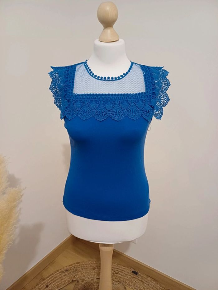 Blouse chic bleue neuve CC Fashion taille S 36 - photo numéro 2