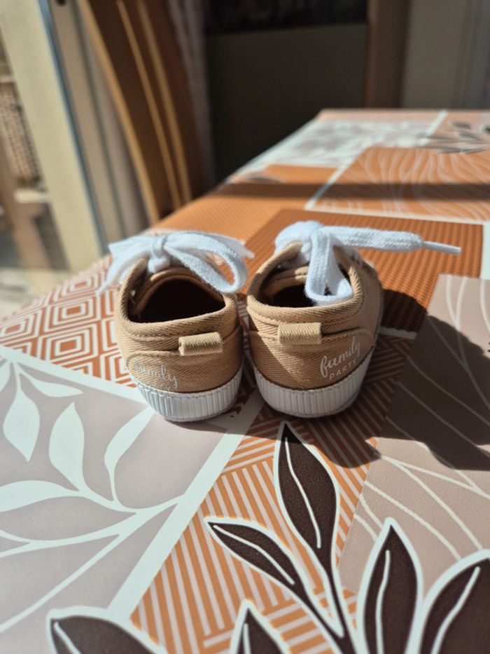 Chaussures bébé - photo numéro 2