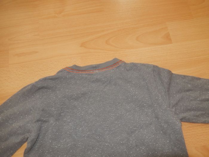 tee shirt benetton 6 7 ans - photo numéro 7
