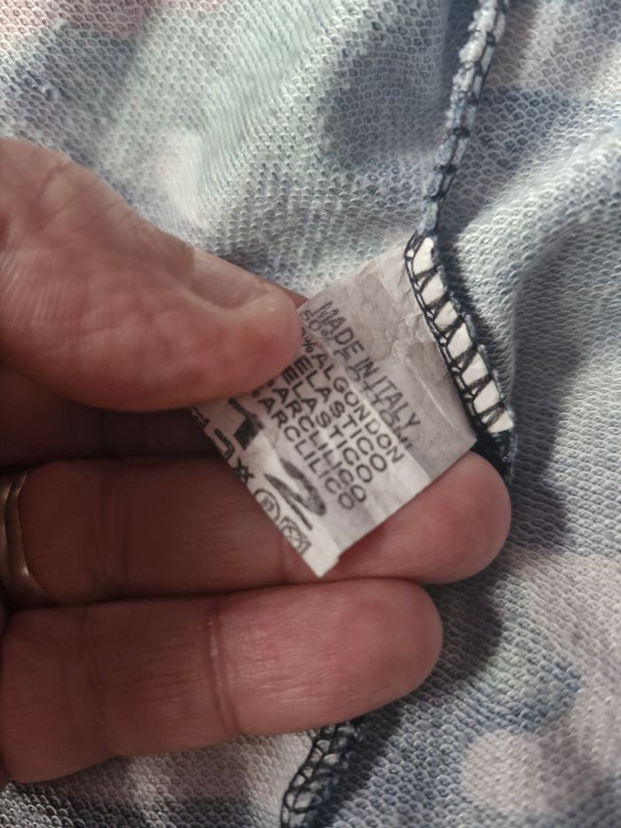 Superbe veste zippée camouflage et roses - photo numéro 7