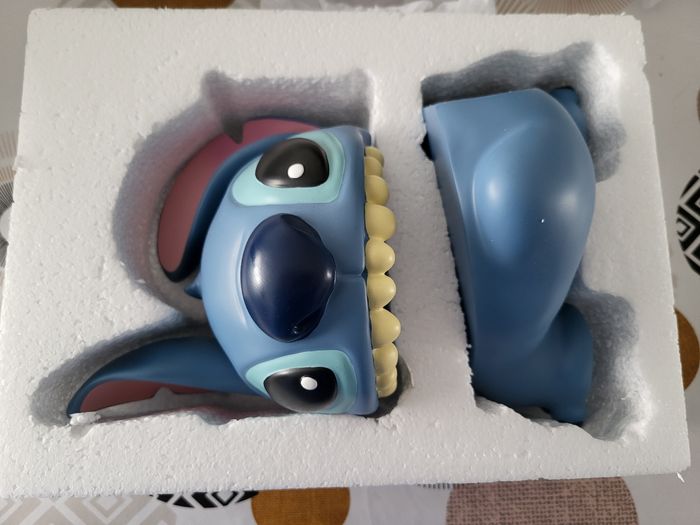 Statue / figurine disney showcase collection serre livre stitch - photo numéro 3