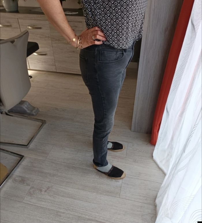 Jeans femme noir - photo numéro 2