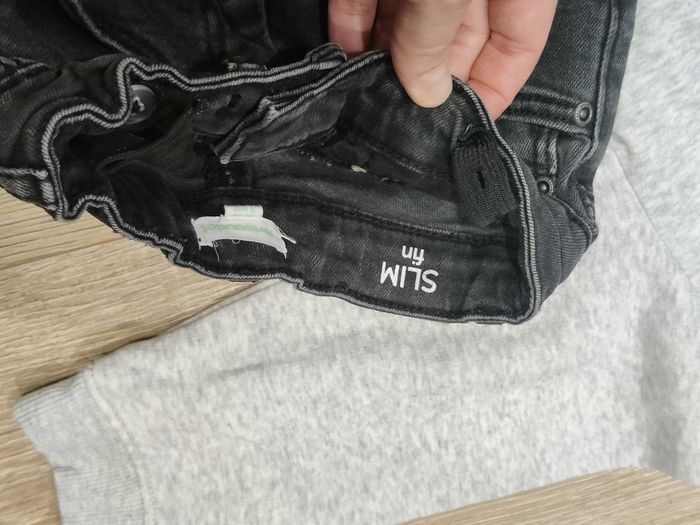 Ensemble slim et sweat H&M et Vertbaudet Taille 3-4 ans - photo numéro 4