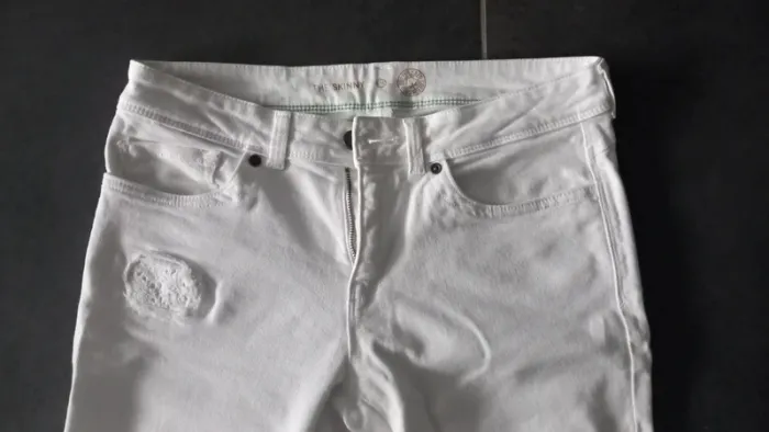Très beau jeans C&A - photo numéro 3