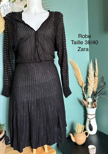 Robe de soirée mi-longue taille 38/40 