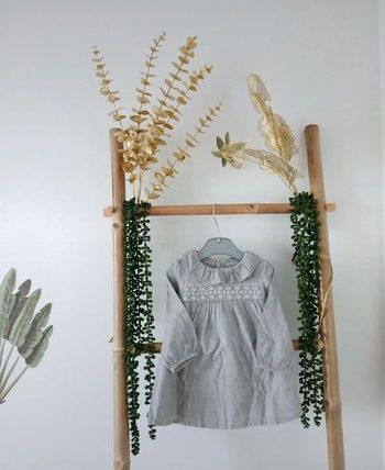 Robe fille neuf avec étiquette