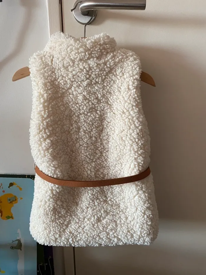 Manteau sans manche - photo numéro 2