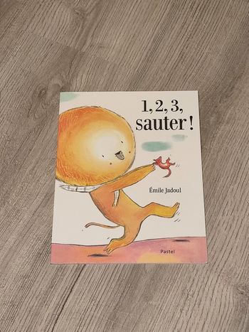 Livre " 1,2,3 sauter ! "