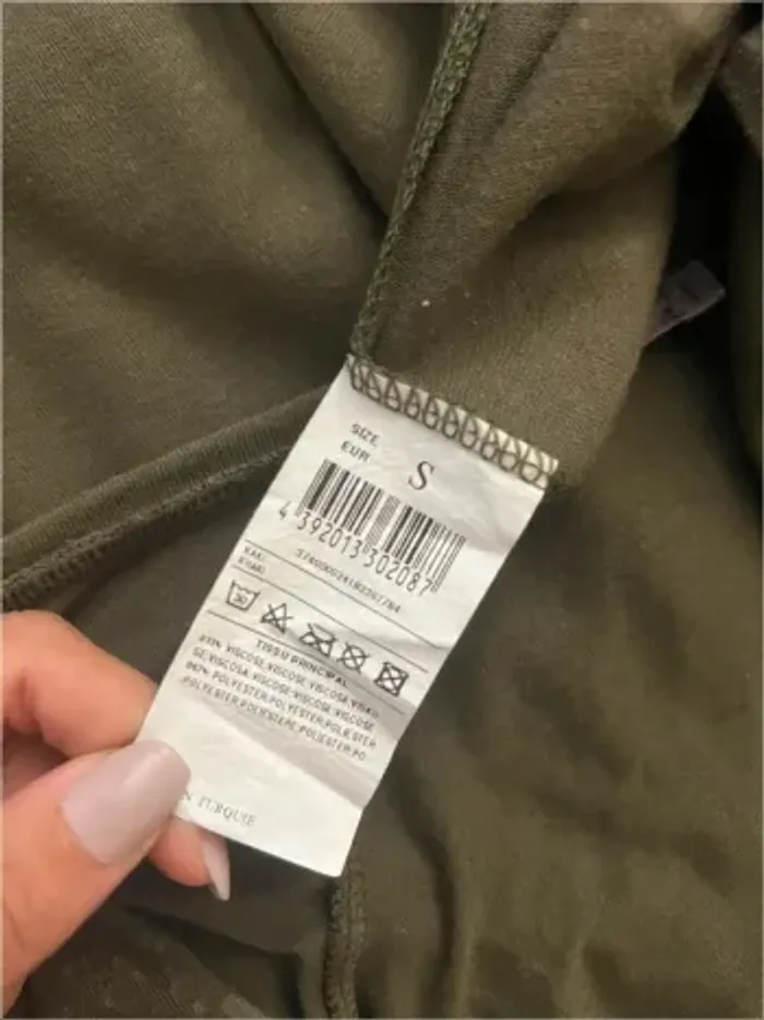 Blouse manches courtes kaki épaules avec détails métalliques Jennyfer - photo numéro 8