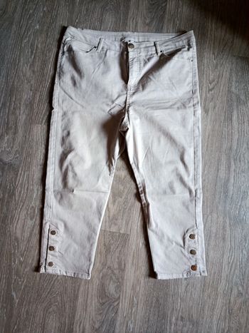 Pantacourt léger 44