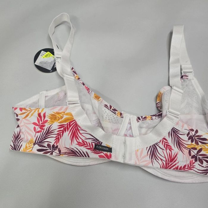Soutien gorge neuf - photo numéro 3