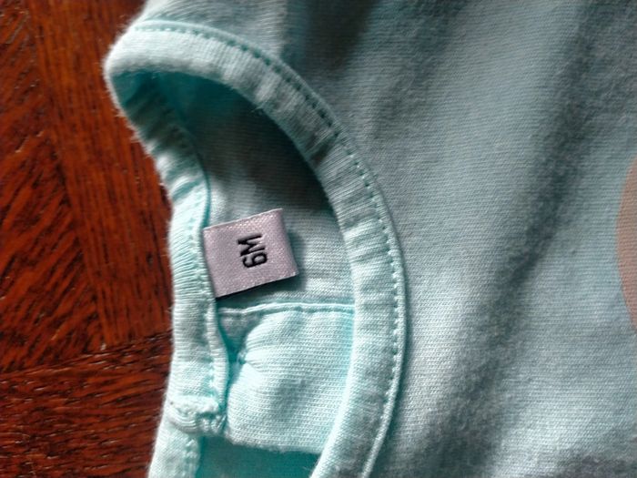 T-shirt 6 mois - photo numéro 2
