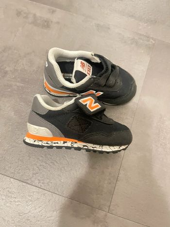 Basket new balance garçon taille 21