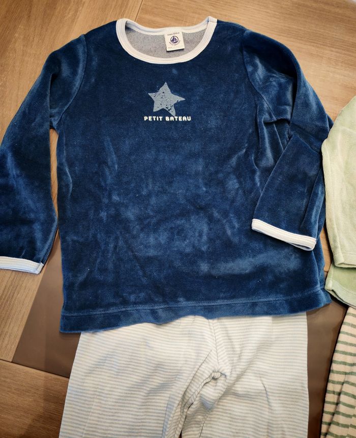 2 pyjamas petit bateau - photo numéro 2