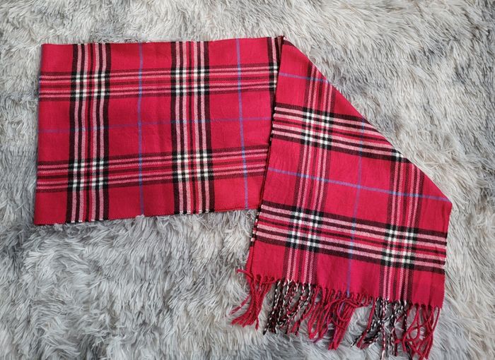 ❤️✨ Écharpe Burberrys of London – Vintage Lambswool – Tartan Rouge ✨❤️ - photo numéro 4