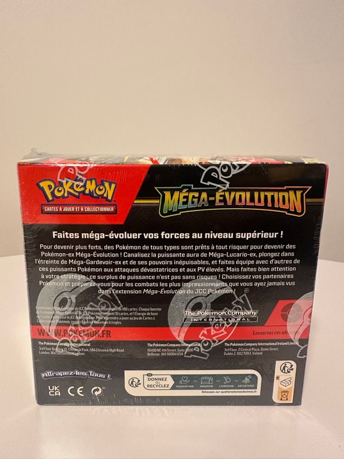 Display  Pokémon mega évolution - photo numéro 8