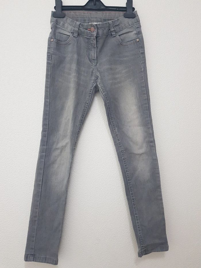 Jean taille 10 ans - photo numéro 2