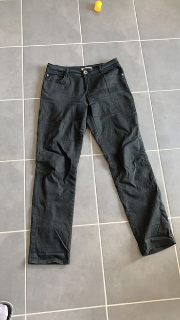 Pantalon taille 38
