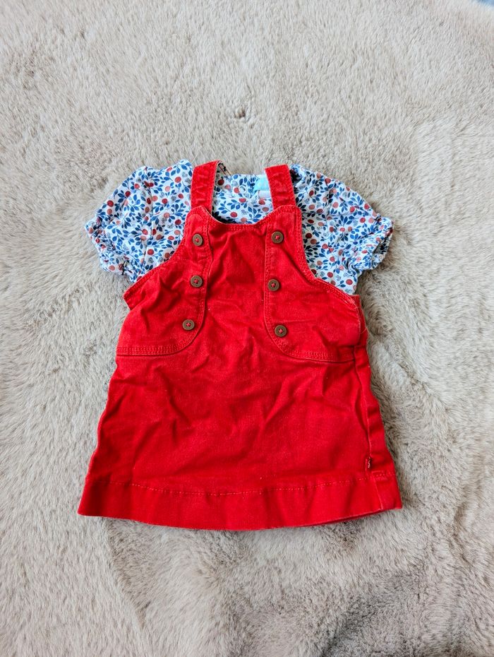 Ensemble Obaibi salopette+ tee-shirt rouge et bleu en taille 3 mois