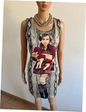 Robe noire et imprimée sans manches taille M TBE