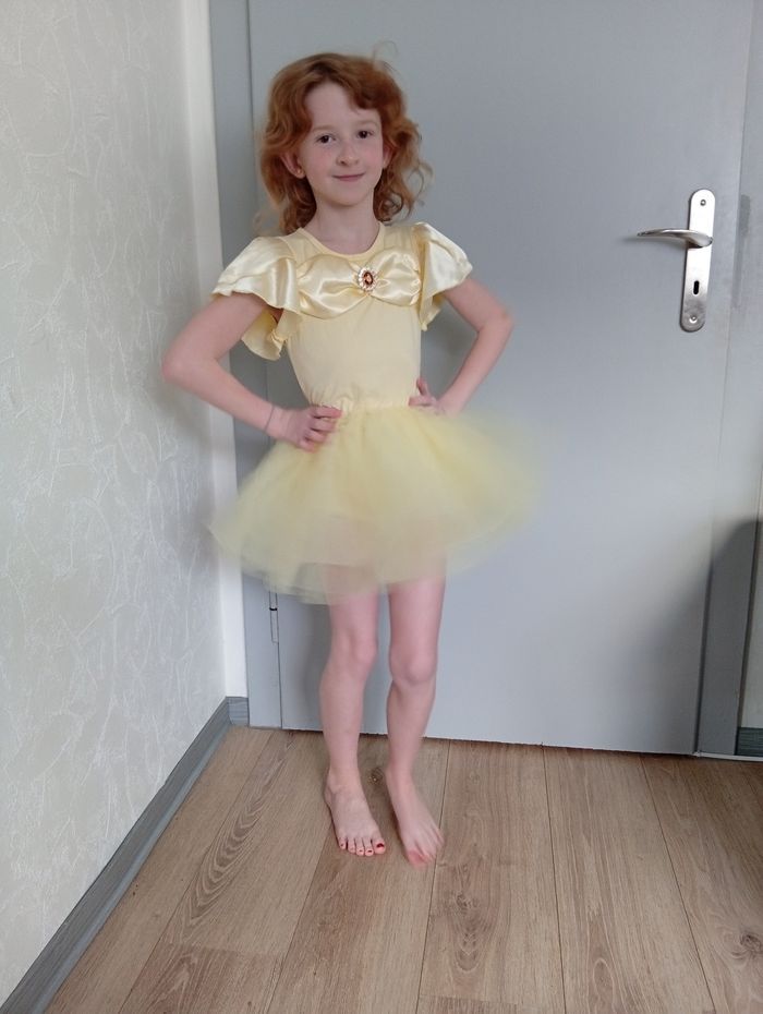 Tutu jaune 8ans - photo numéro 4