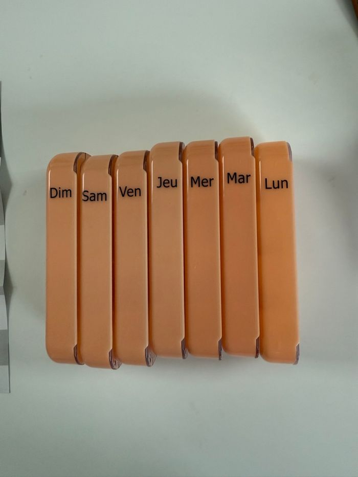 Pilulier - photo numéro 8