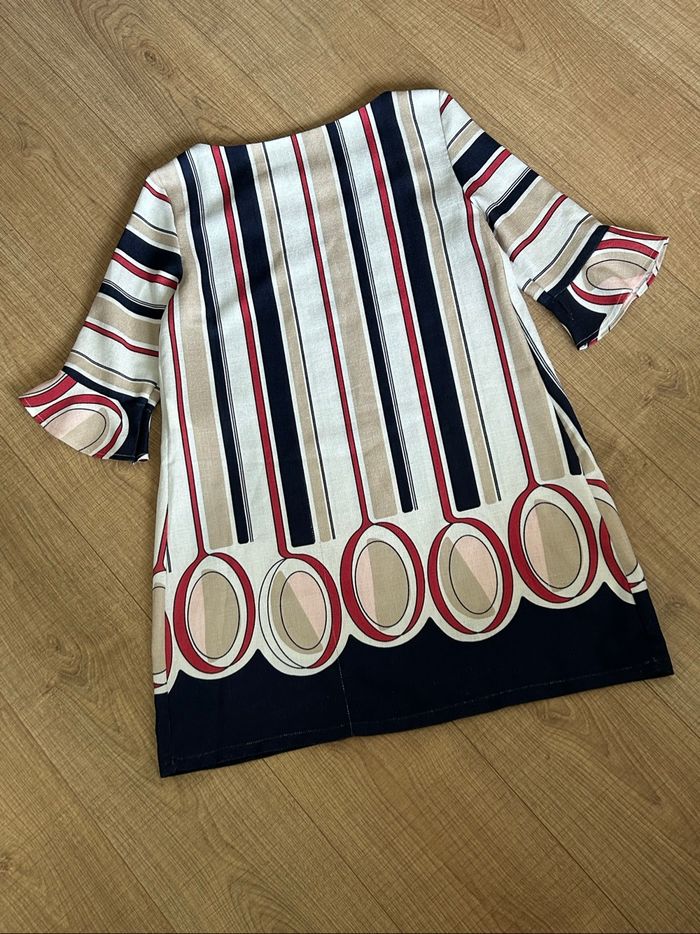 Robe imprimée à manches courtes Rinascimento taille M jamais portée - photo numéro 8