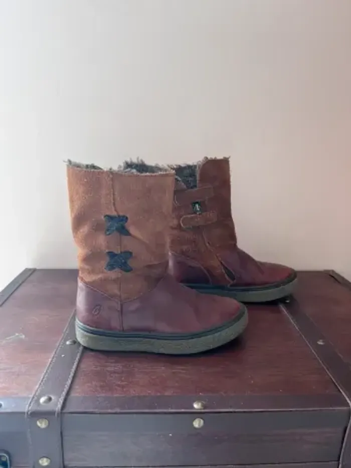 Bottines marrons GBB 25