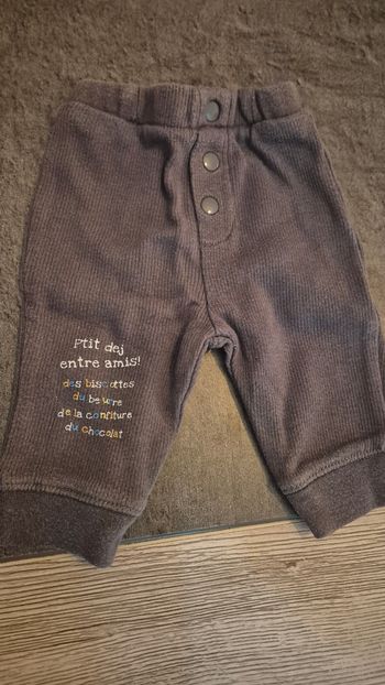 Pantalon pour bébé