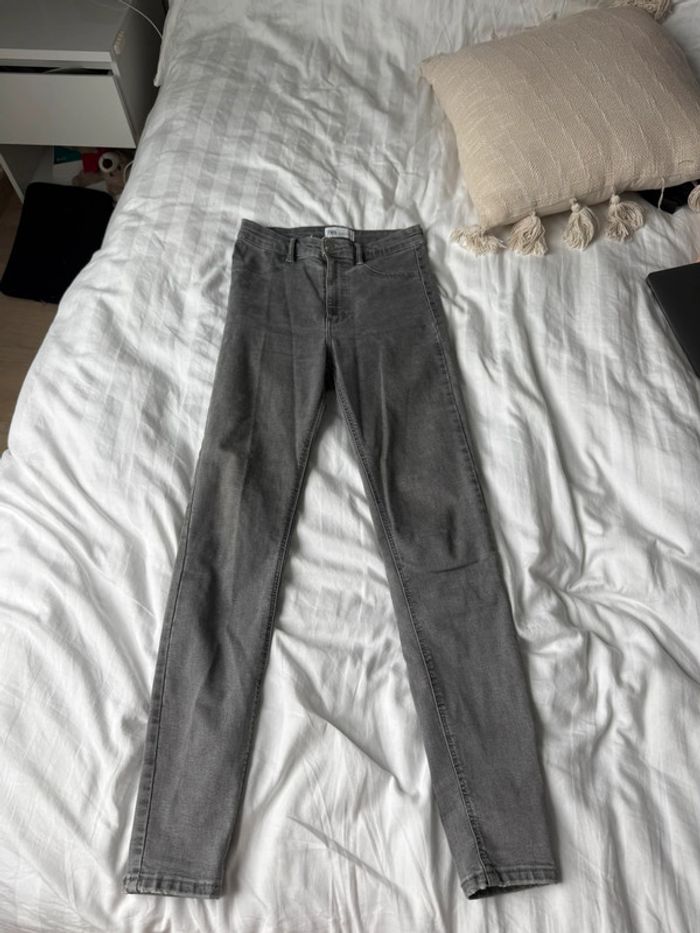 Jean Skinny Gris