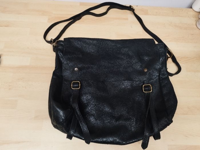 sac bandoulière en cuir noir de la marque BORSE IN PELLE, fabriqué en Italie. - photo numéro 2