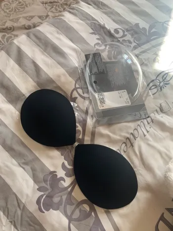 soutien gorge adhésif taille C/D