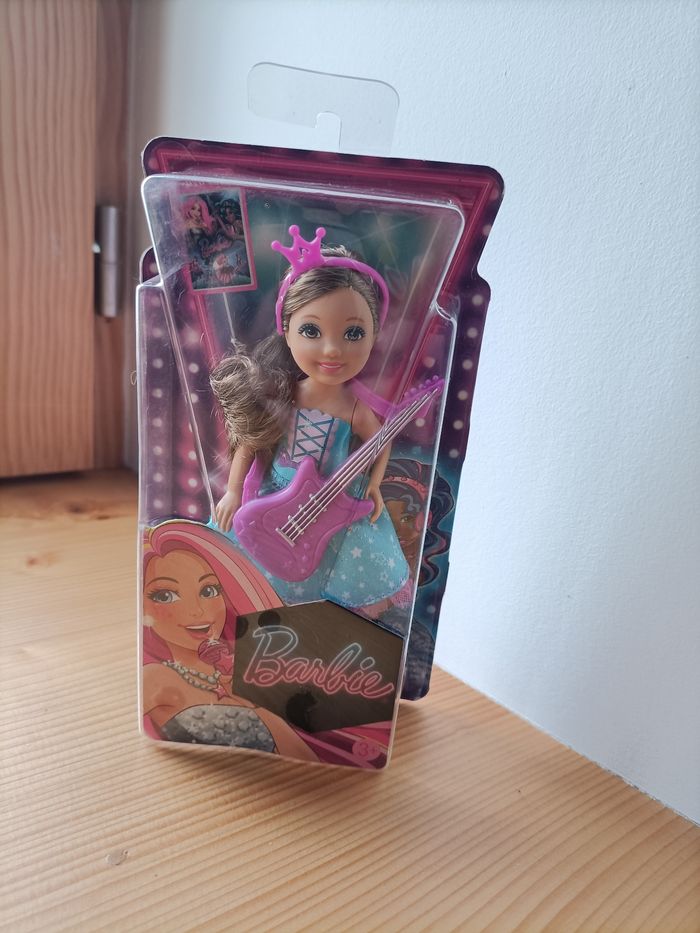 Barbie Mattel Chelsea in rock'n'royals 2014 neuve emballage d'origine jamais ouvert