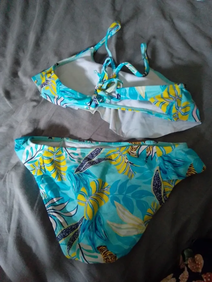 Maillot de bain 2 pièces 10 ans - photo numéro 2
