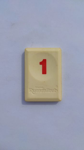 Tuile chiffre un 1 rouge pièce détachée Rummikub Le rami des chiffres 1996 hasbro #B40