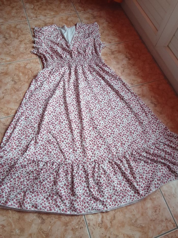 Robe fleurie - photo numéro 6