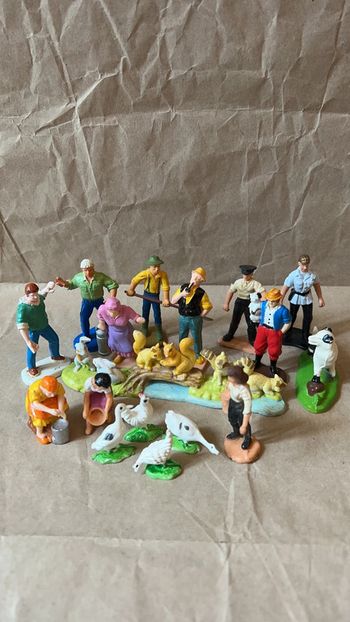 Ferme et zoo - lot de 17 mini figurines 3cm à 5,5cm