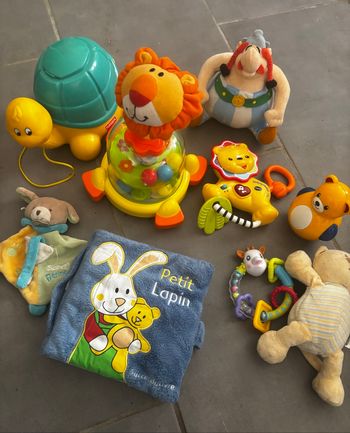 Lots jouets éveil